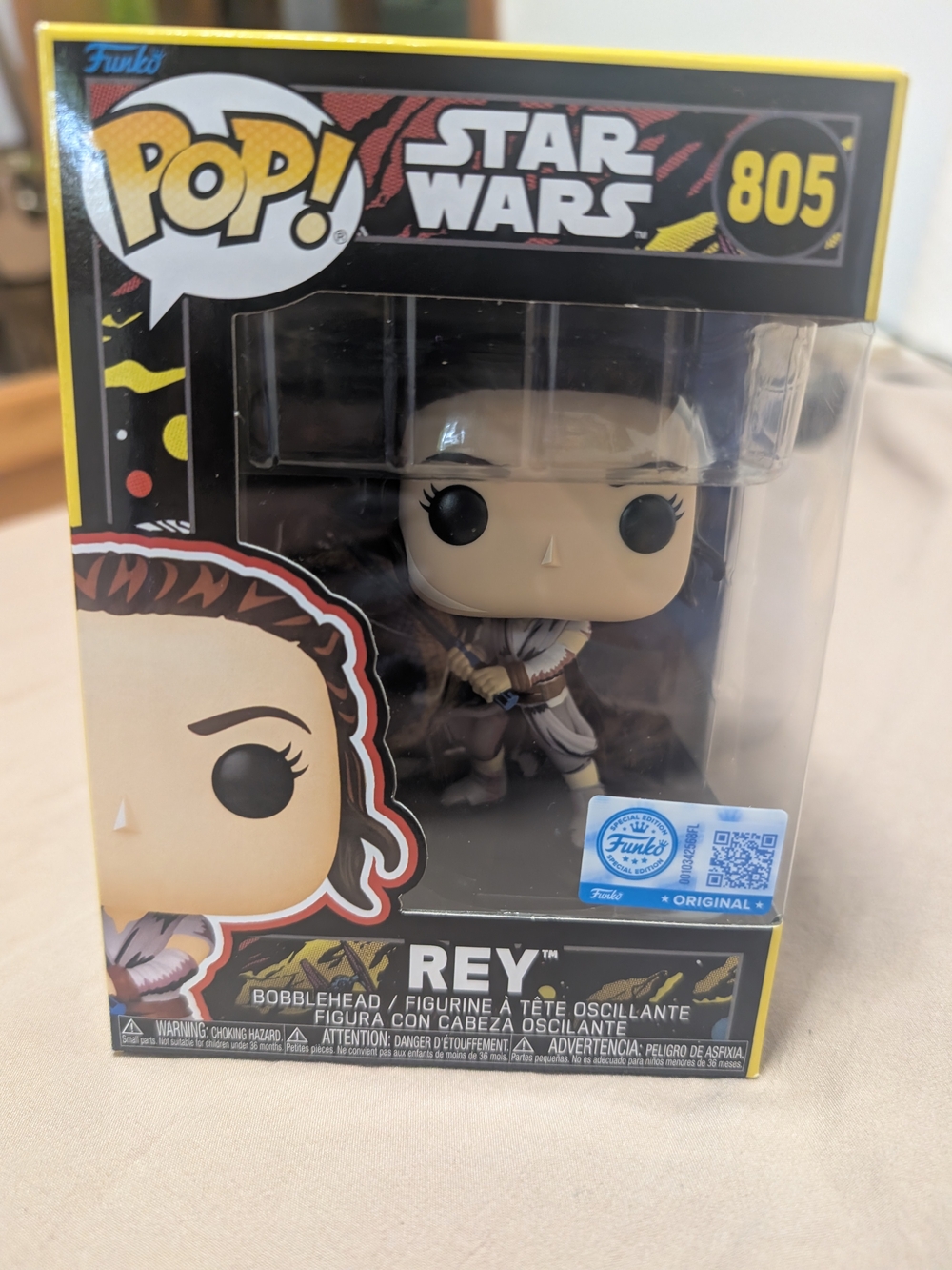 Funko Star Wars Rey #805 - Beige & Brown Collectible Figure